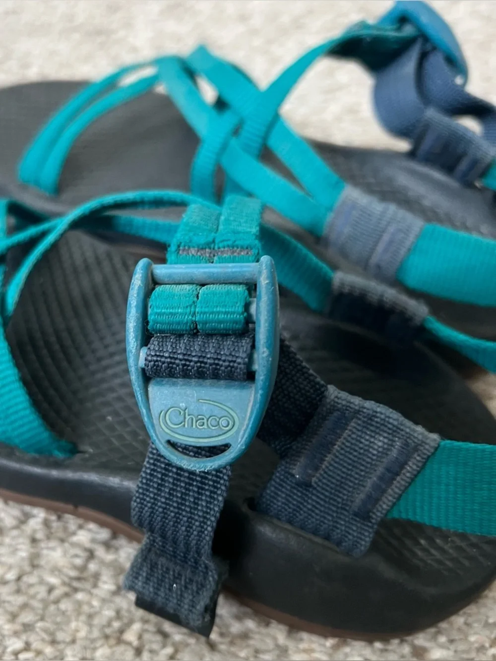Chaco Kids Teal and Black Sport Sandals Size 1